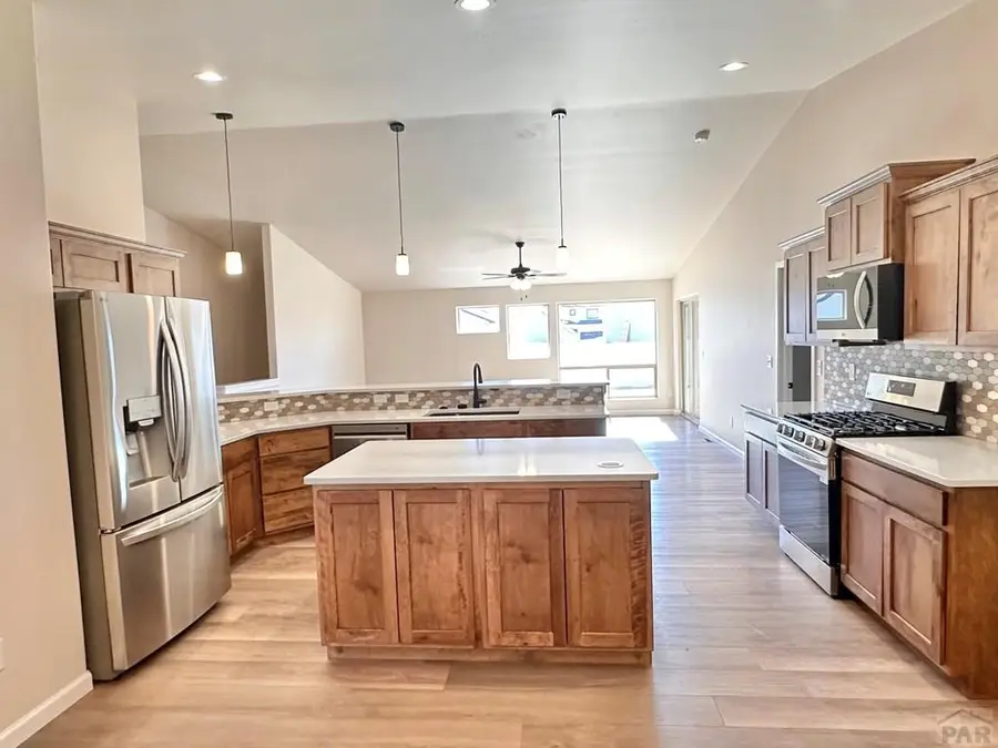 3406 Wapiti Ln, Pueblo, CO 81005 - #2