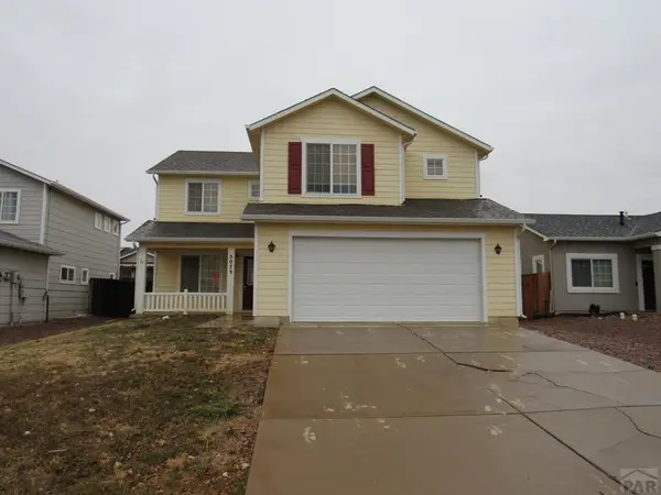 5075 Thrush Dr, Pueblo, CO 81008