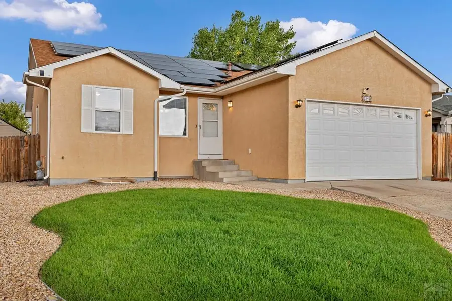 2319 Longhorn Dr, Pueblo, CO 81008 - Image #2