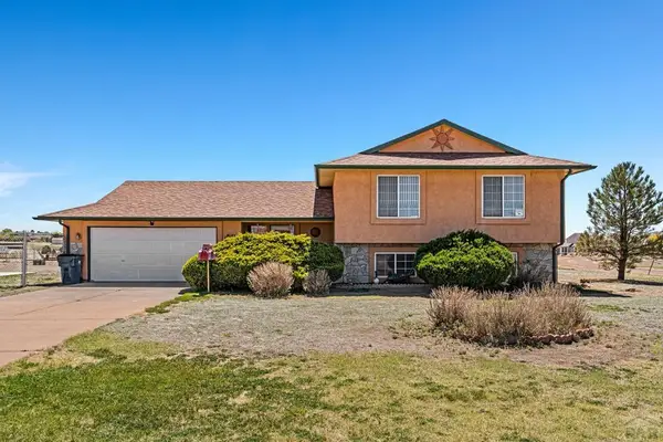 660 W Capistrano Ave, Pueblo West, CO 81007
