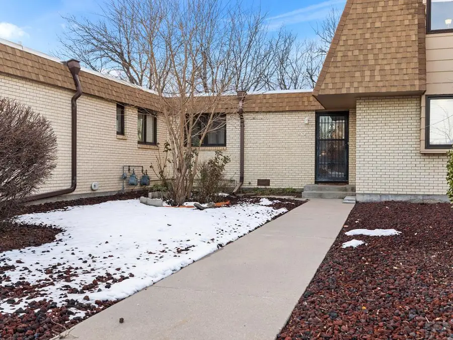 48 Regency Blvd #E, Pueblo, CO 81005 - #3