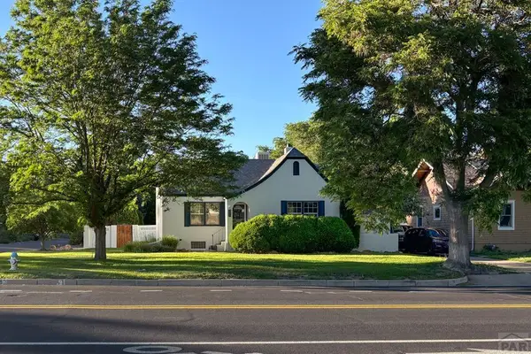 241 Goodnight Ave, Pueblo, CO 81004