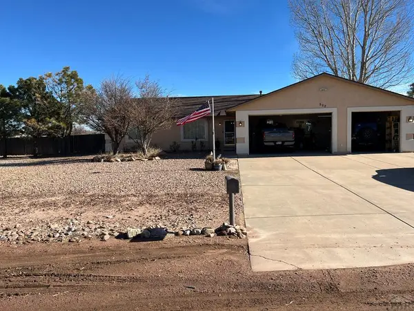 962 S Cienaga Dr, Pueblo West, CO 81007