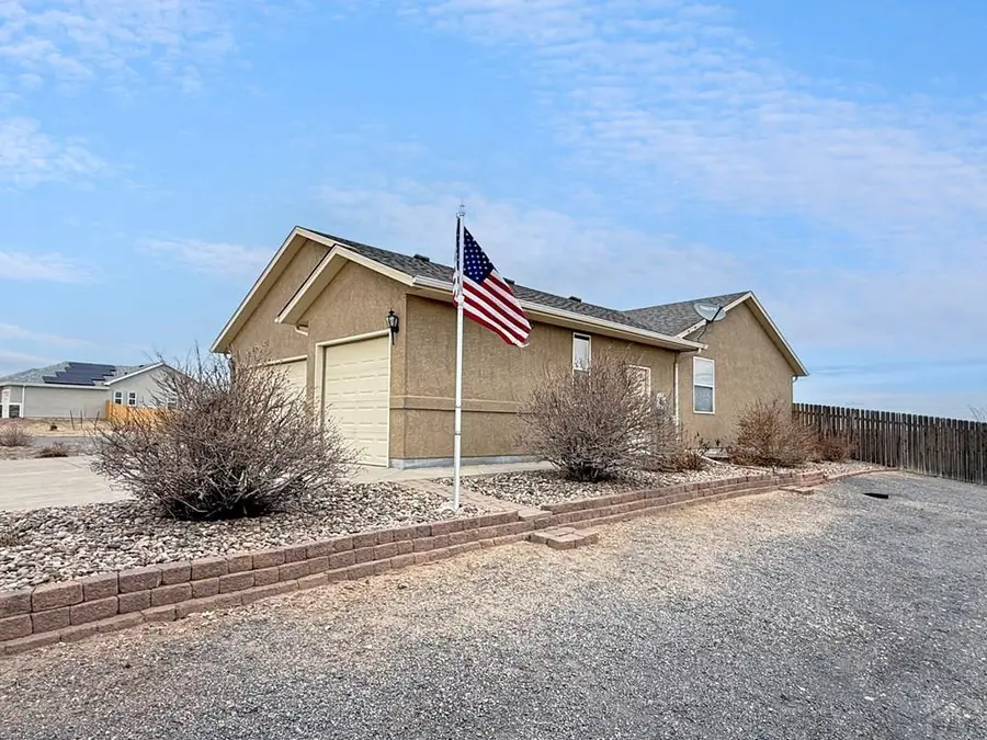 419 E Chadwick Dr, Pueblo West, CO 81007 - Image #3