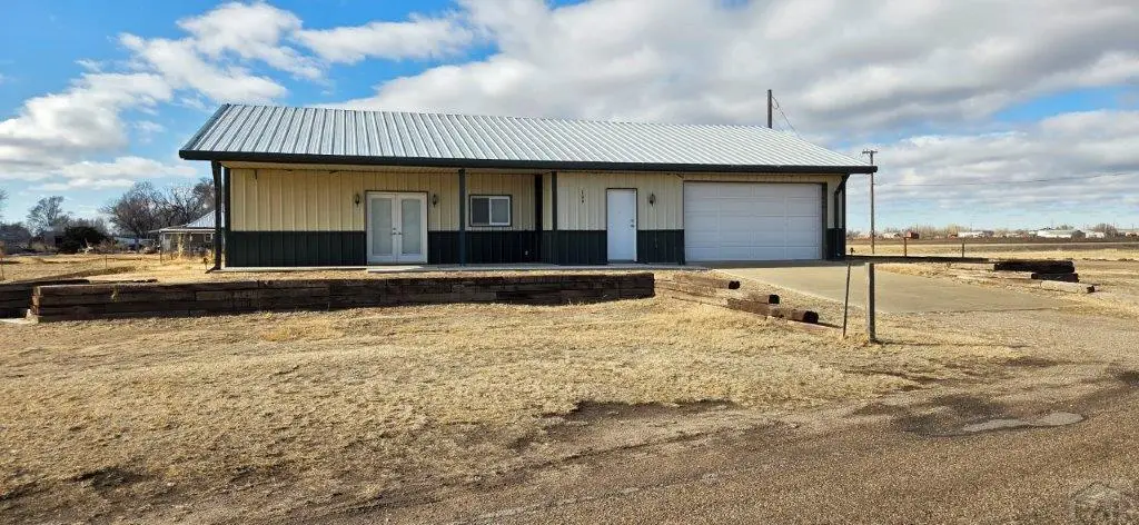 209 N 13th St, Lamar, CO 81052 - #1