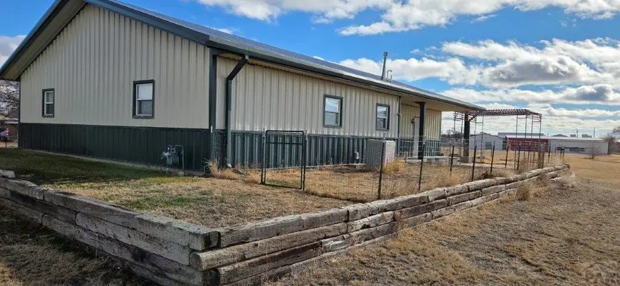209 N 13th St, Lamar, CO 81052 - #3