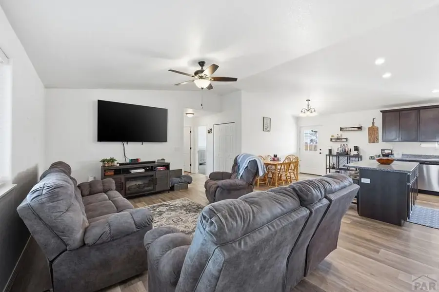 730 S Sterling Dr, Pueblo, CO 81007 - #2