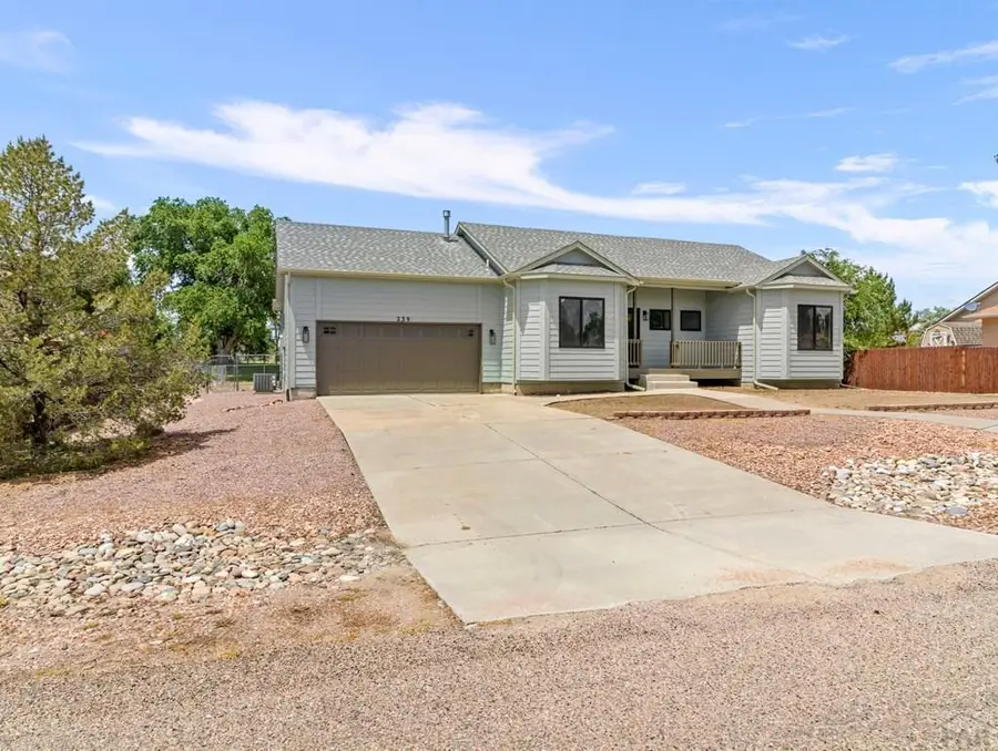 239 W Mangrum Dr, Pueblo West, CO 81007 - Image #2