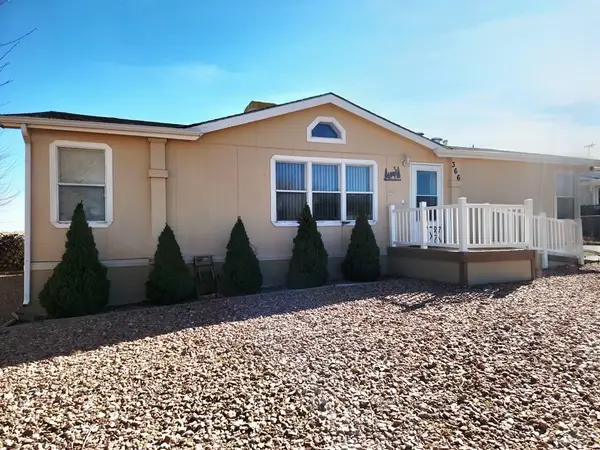 366 E Countryside Dr, Pueblo West, CO 81007