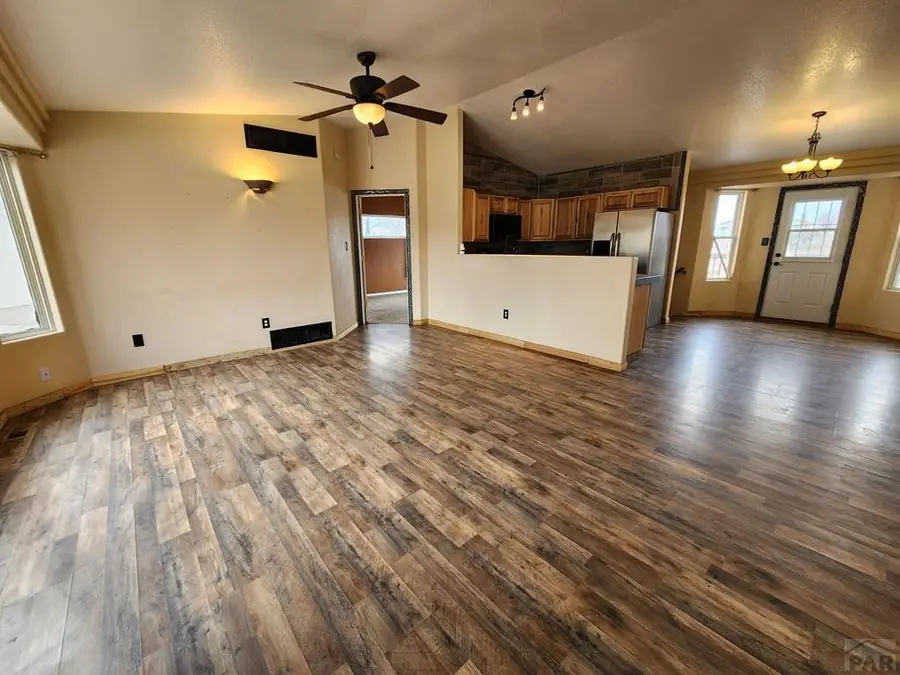 722 S Legend Lane, Pueblo, CO 81007 - #2