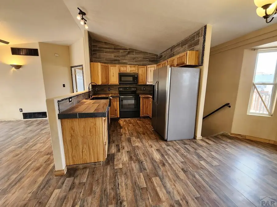 722 S Legend Lane, Pueblo, CO 81007 - #3