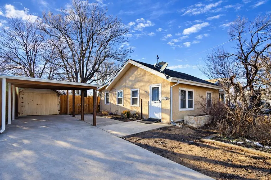 737 Belmont Ave, Pueblo, CO 81004 - #1