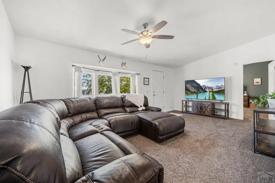 88 E Hemlock Dr, Pueblo West, CO 81007 - #3