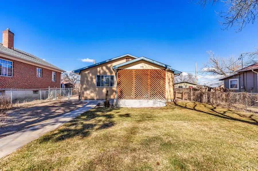 228 W 3rd St, Florence, CO 81226 - #3