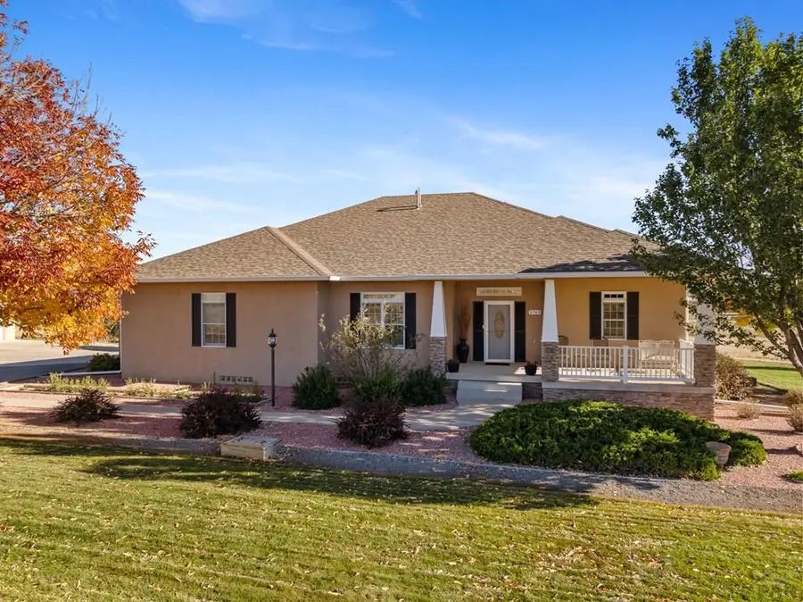 5749 St Charles River Dr, Pueblo, CO 81004 - #2