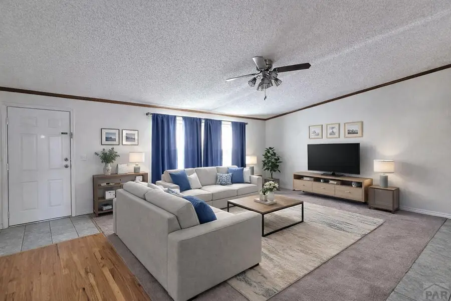 978 S Saddlerock Dr, Pueblo West, CO 81007 - #2