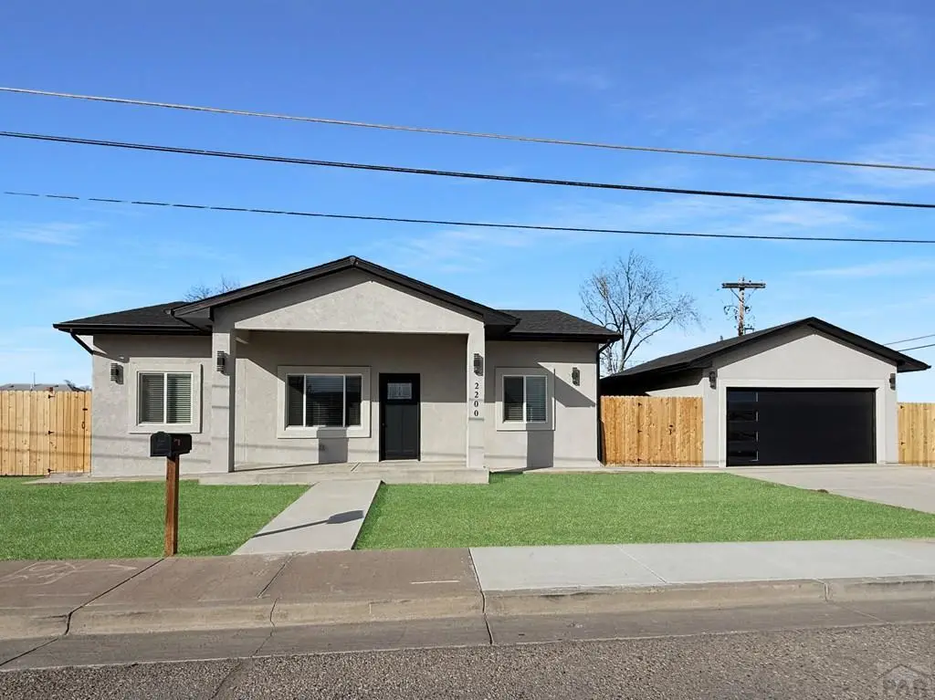 2200 Lewis Ave, Pueblo, CO 81003 - #1