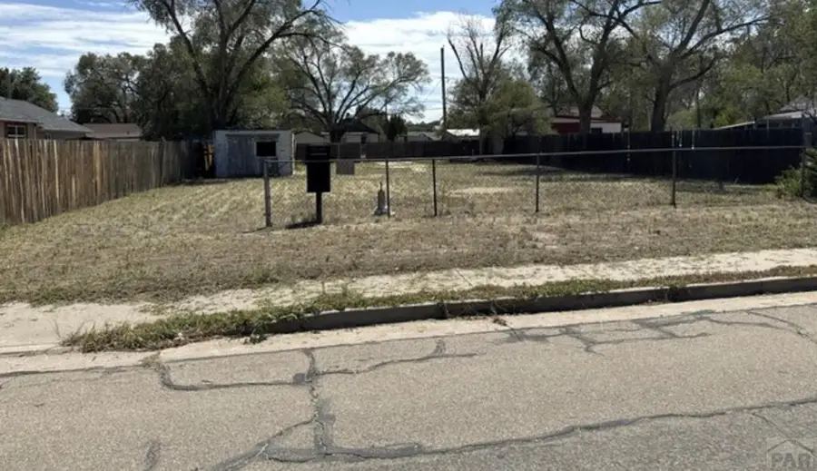 2028 E 11th St, Pueblo, CO 81001 - #2