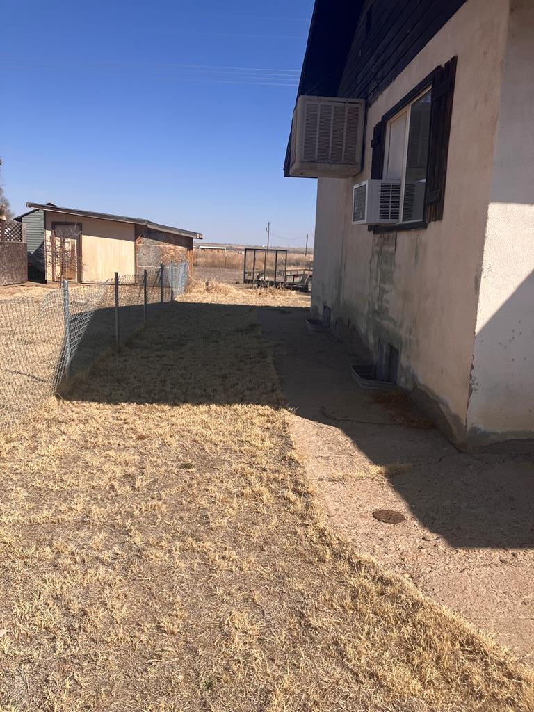 208 S Railroad St, Manzanola, CO 81058 - #2