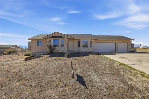 807 S Aguilar Ln, Pueblo, CO 81007