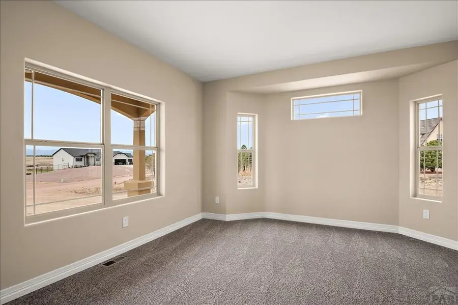 366 N Desert Cove Dr, Pueblo West, CO 81007 - #3