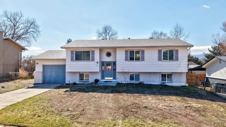 108 Cielo Vista St, Colorado Springs, CO 80911 - #2