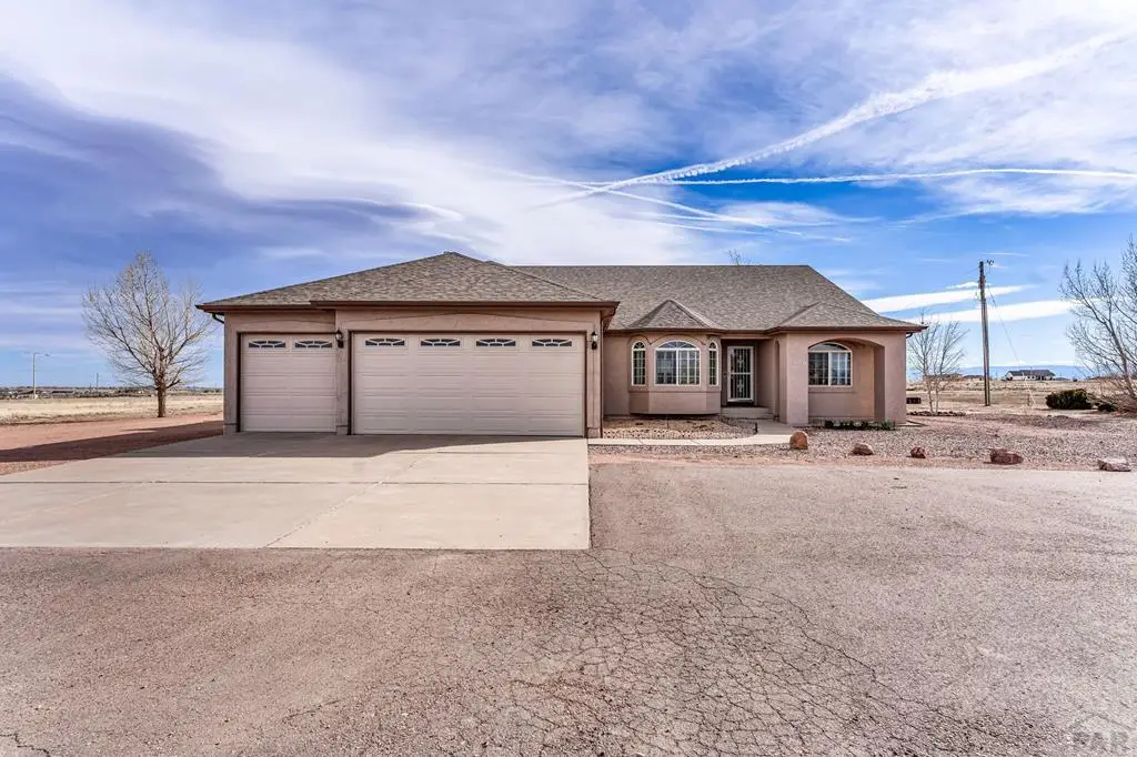 1408 E Kiva Dr, Pueblo West, CO 81007 - #1