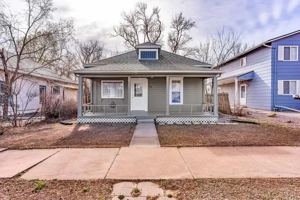 714 College Ave, Canon City, CO 81212