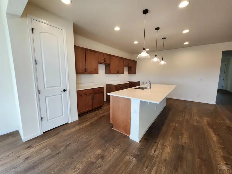2201 Sunrise Ln, Pueblo, CO 81008 - #3