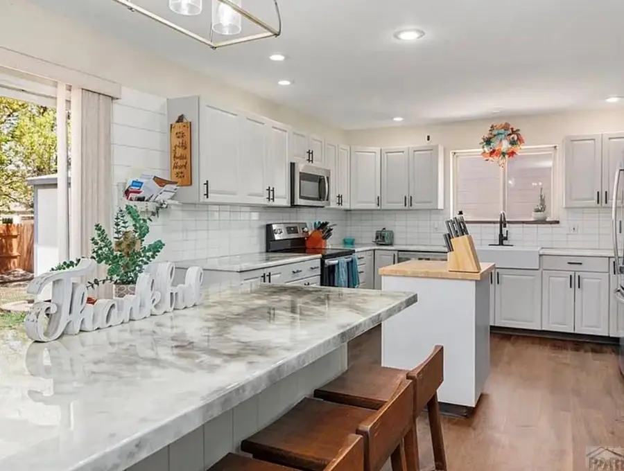 7 Avon Court, Pueblo, CO 81005 - #3