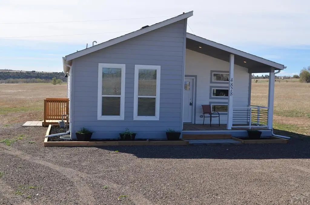 4828 Hicklin Dr, Colorado City, CO 81019 - #1