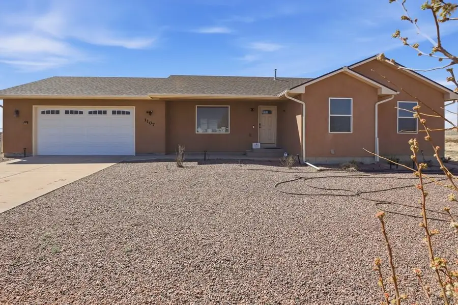 1107 N Kirkwood Dr, Pueblo, CO 81007 - #2