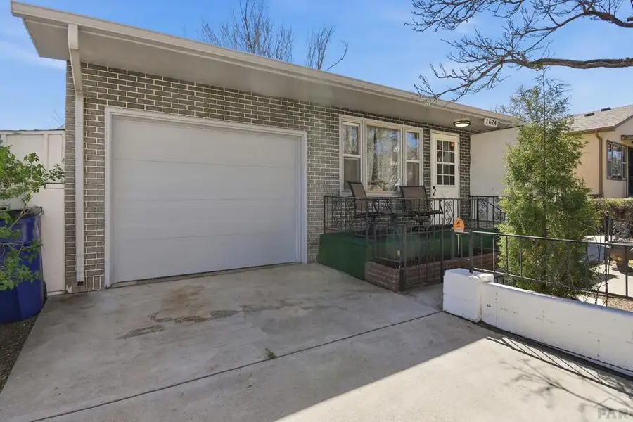 1624 E 15th St, Pueblo, CO 81001 - #2