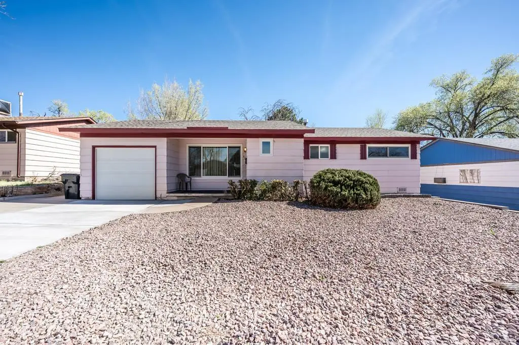 26 Scotland Rd, Pueblo, CO 81001 - #1