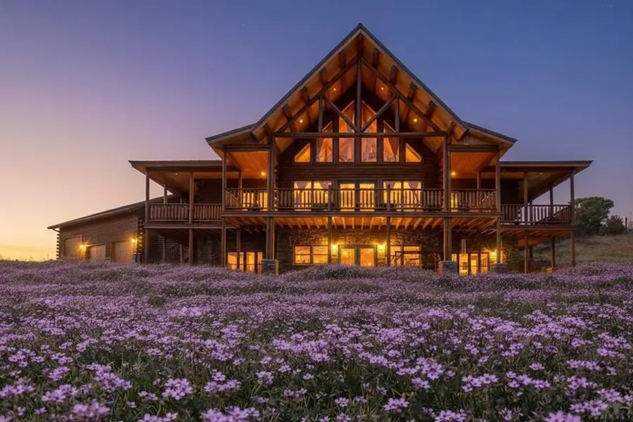 1325 Primavera Pl, La Veta, CO 81055 - #2