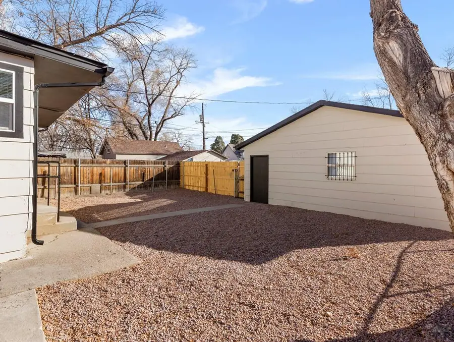 914 W 13th St, Pueblo, CO 81003 - #3