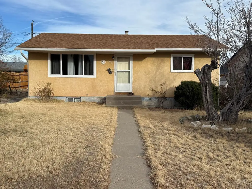 3925 Lancaster Dr, Pueblo, CO 81005 - #1