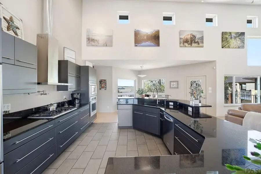 1529 Lynn Meadows Dr, Pueblo, CO 81005 - #3