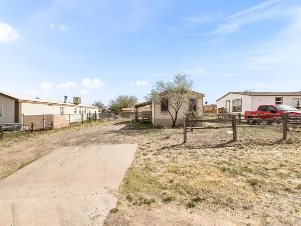 98 Countryside Dr, Pueblo West, CO 81007