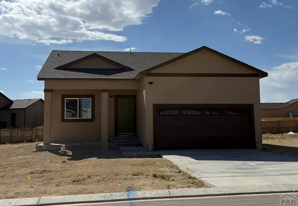 6025 Harper Ln, Pueblo, CO 81008