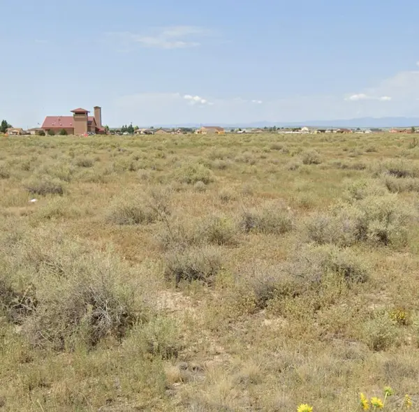 727 N Mapleleaf Dr, Pueblo West, CO 81007