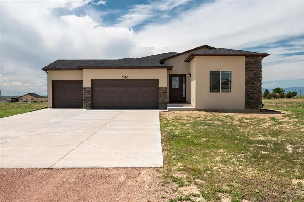 550 E Chaunsey Dr, Pueblo West, CO 81007 - #1