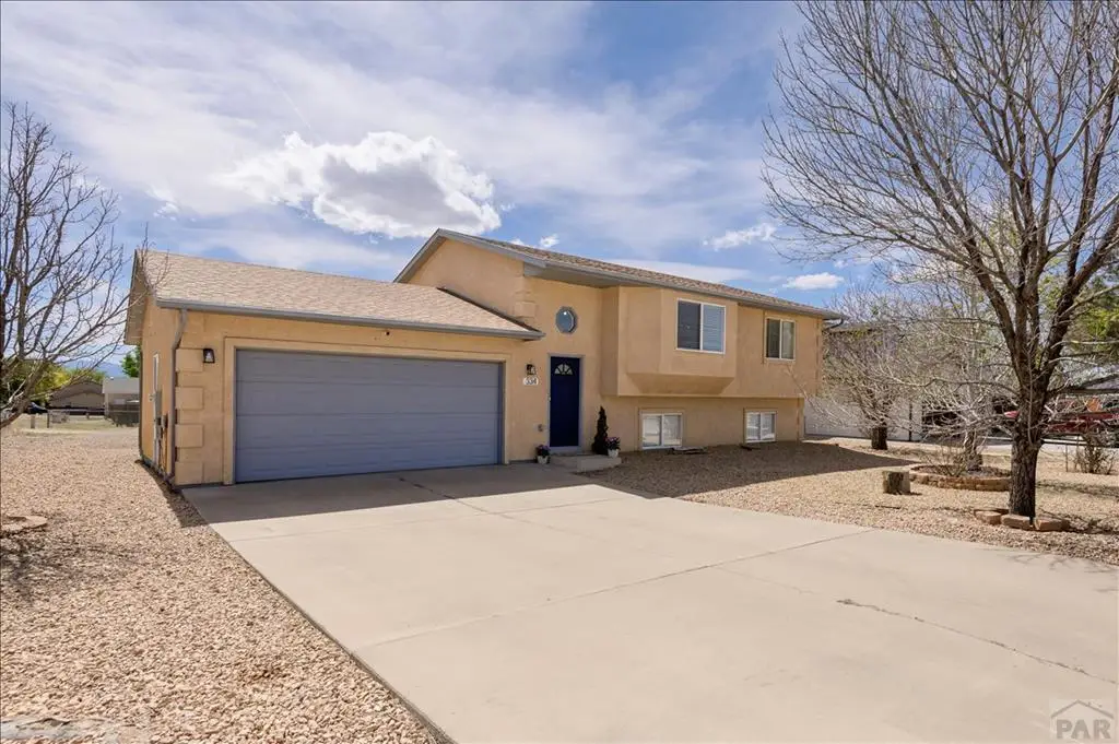 334 W Golden Eagle Way, Pueblo West, CO 81007 - #1