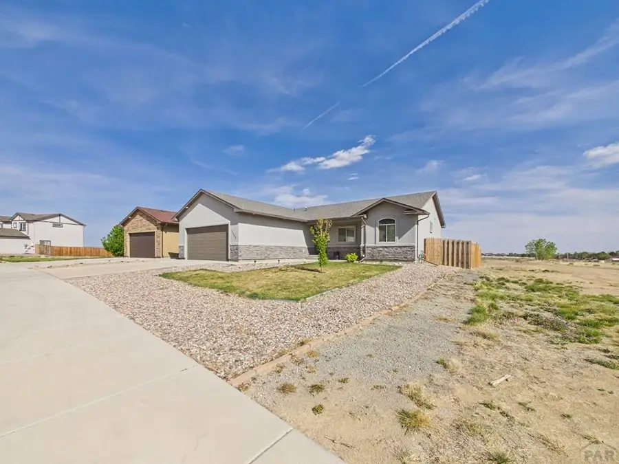 5508 Mark Twain Ln, Pueblo, CO 81008 - #2