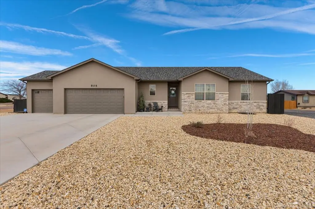 805 N Monarch Dr, Pueblo West, CO 81007 - #1