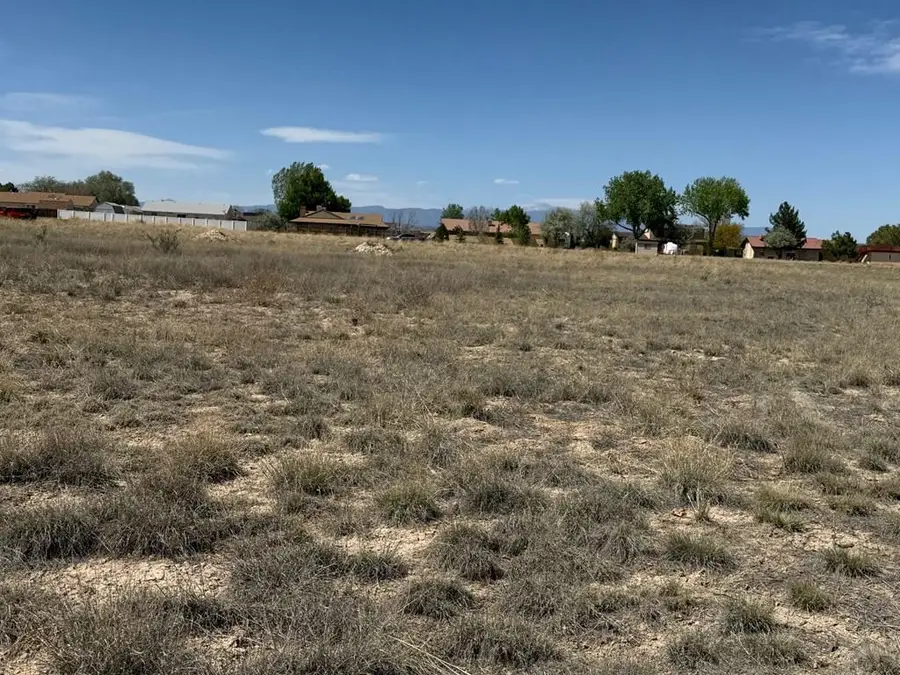 583 E Woodleaf Dr, Pueblo West, CO 81007 - #2