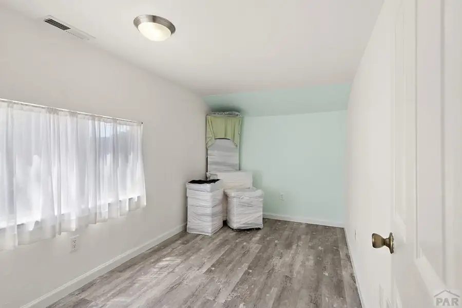 1723 Lakeview Ave, Pueblo, CO 81005 - #3