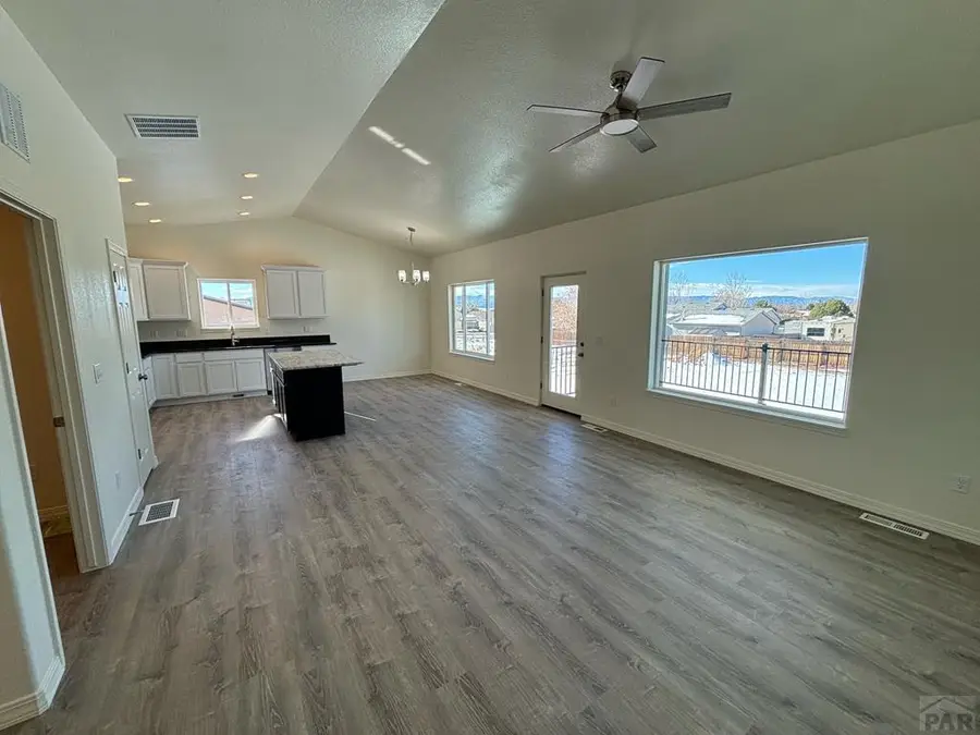 23 S Fairknoll Dr, Pueblo West, CO 81007 - #3