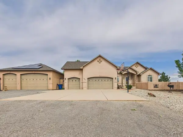 553 S Saunders Dr W, Pueblo West, CO 81007