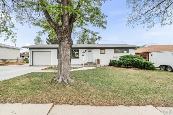 1806 Mackenzie Rd, Pueblo, CO 81001